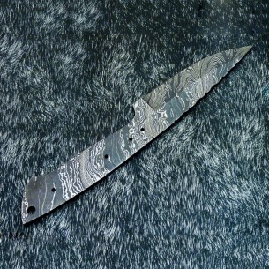 Custom Made Damascus Skinner knife Blank Blade Knife With Beautiful Leather Sheath